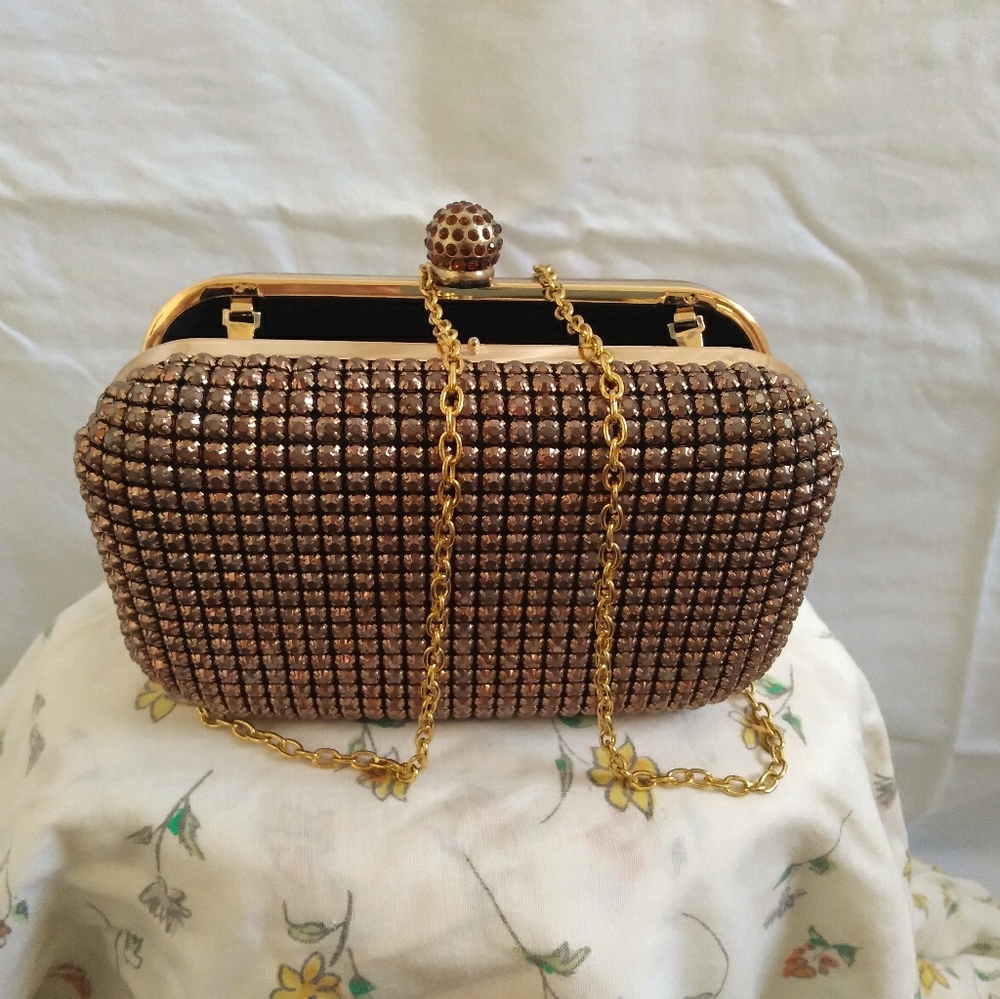 Bronze satchel